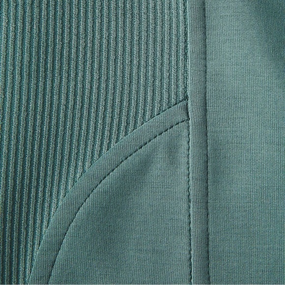 Lululemon Brushed Softstreme Ribbed High-Rise Jogger Pant, Green Jasper, Size 0 - Picture 6 of 13